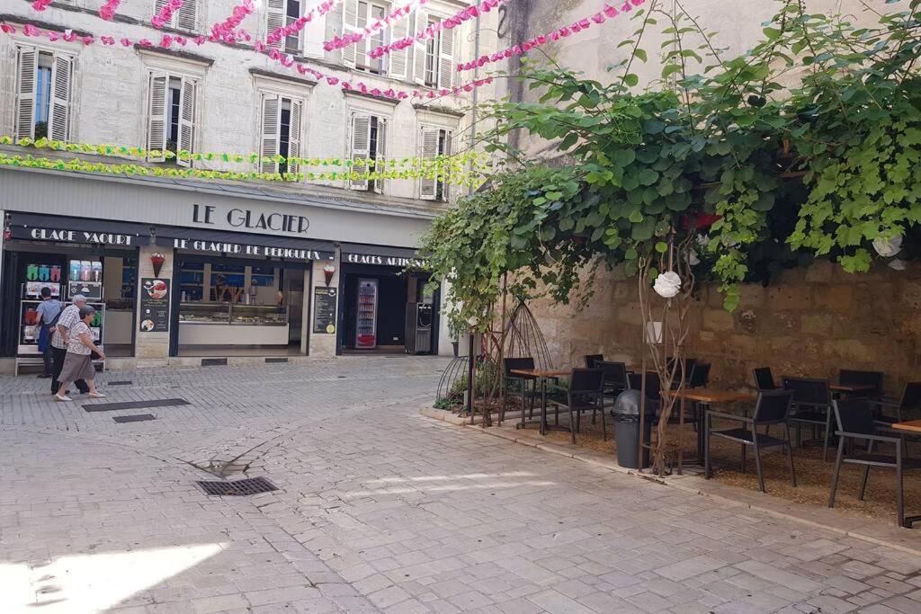 Superbe Loft T4 De 96 M2 Au Coeur Perigueux Apartment ภายนอก รูปภาพ