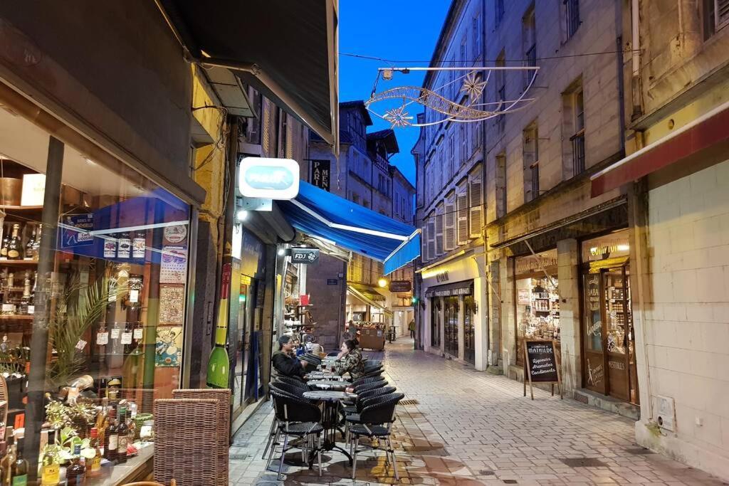 Superbe Loft T4 De 96 M2 Au Coeur Perigueux Apartment ภายนอก รูปภาพ